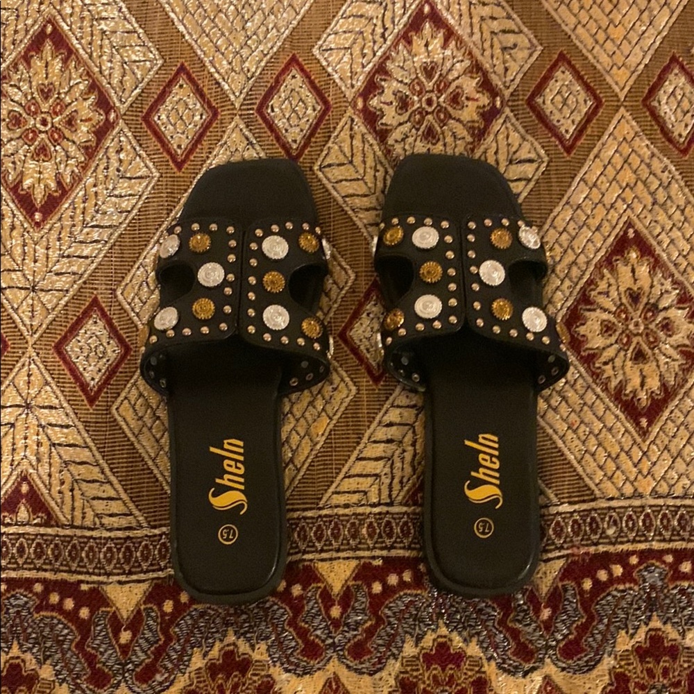 NWOT SHEIN Black and Gold Embellished Sandals